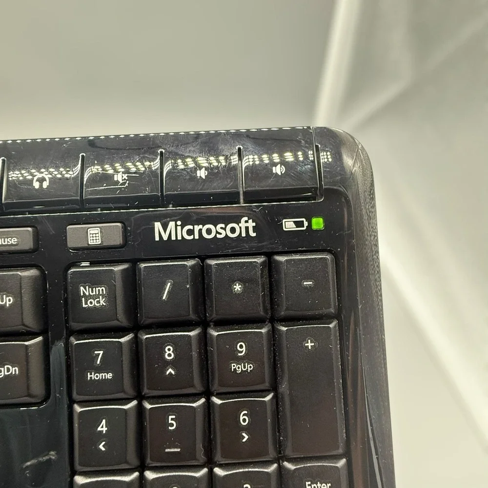 Microsoft Wireless Comfort Keyboard 5050 Ergonomic Black‎ No Mouse/Dongle